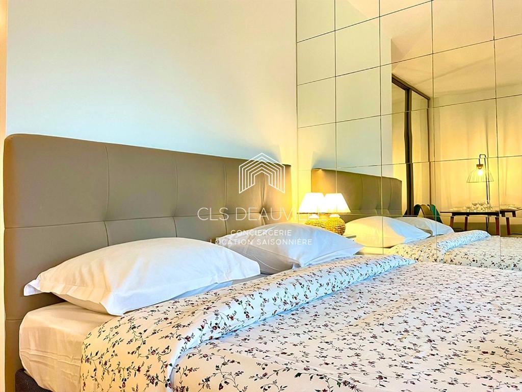 Studio 1 Gainsbourg C.L.S Deauville Exterior photo
